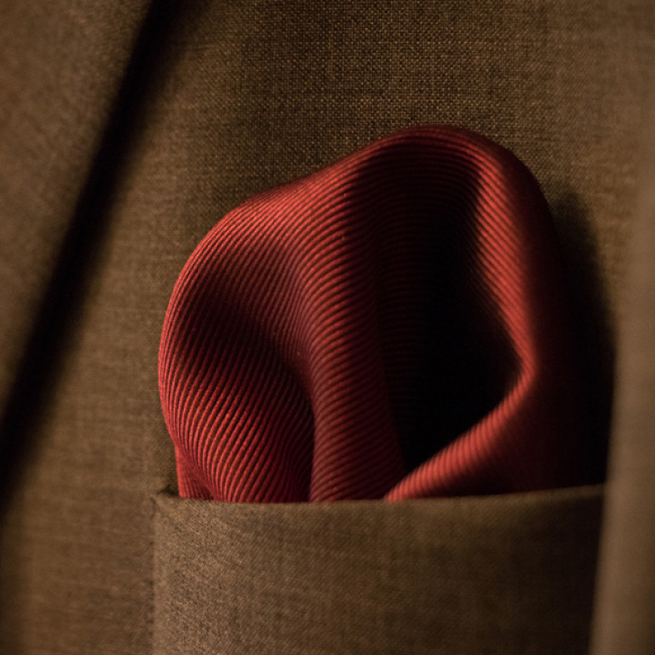 Choosing Textures That Make Simple Dressing Feel Elevated